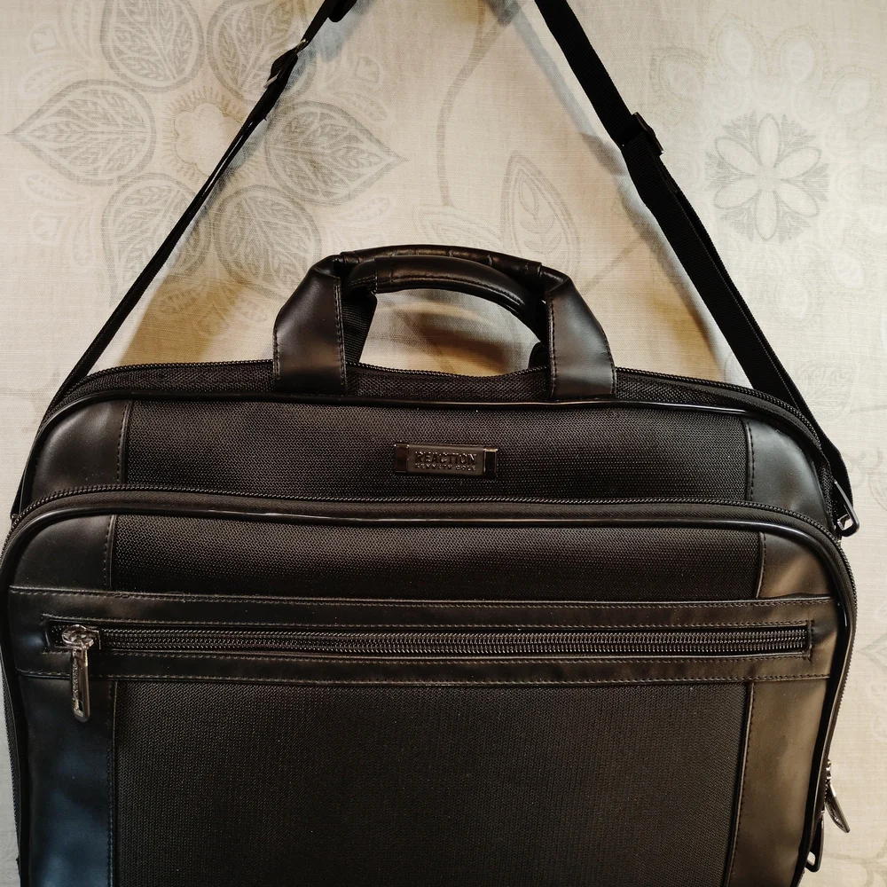 Reaction Kenneth Cole Black Briefcase